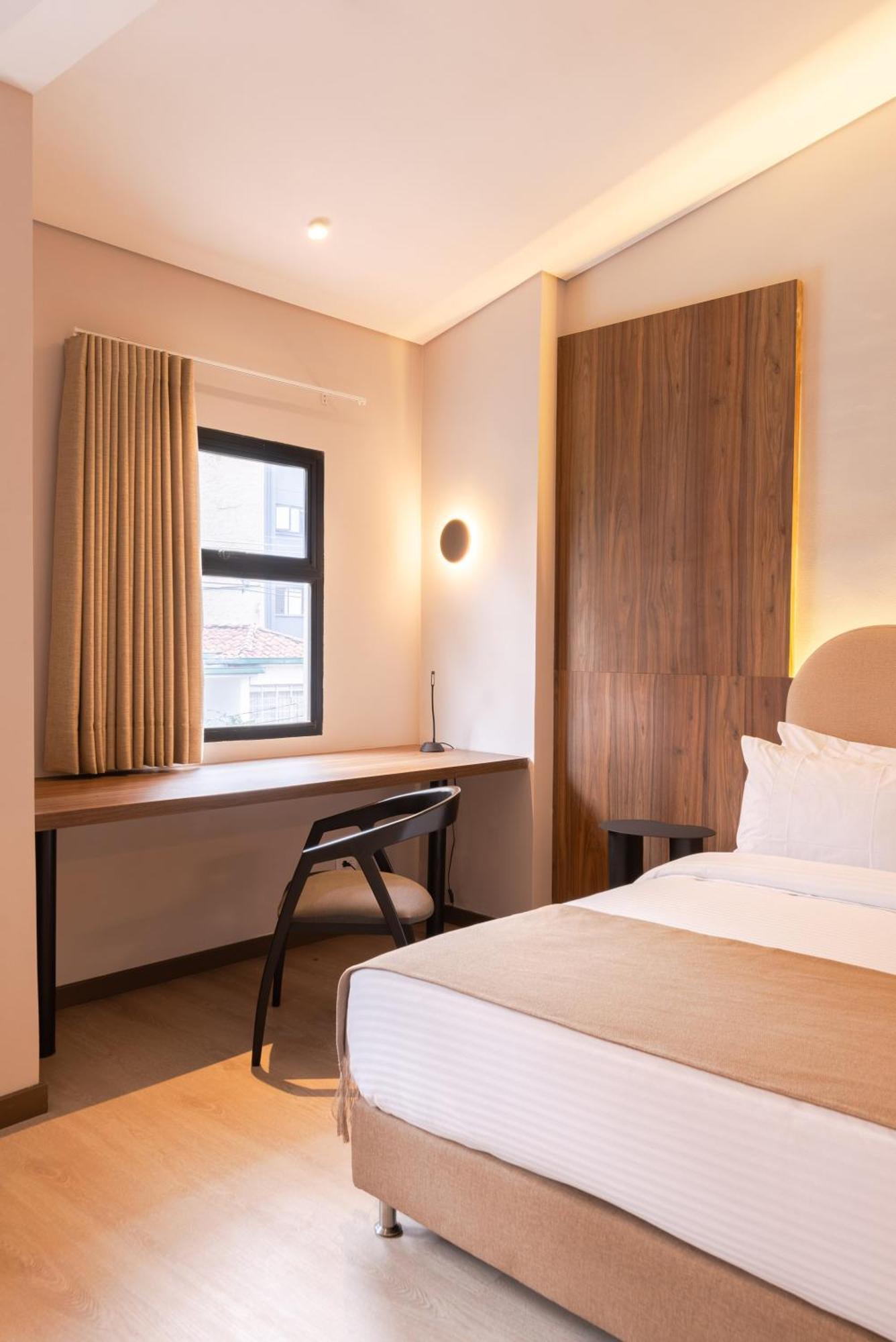 Hotel Lincoln Medellín Buitenkant foto