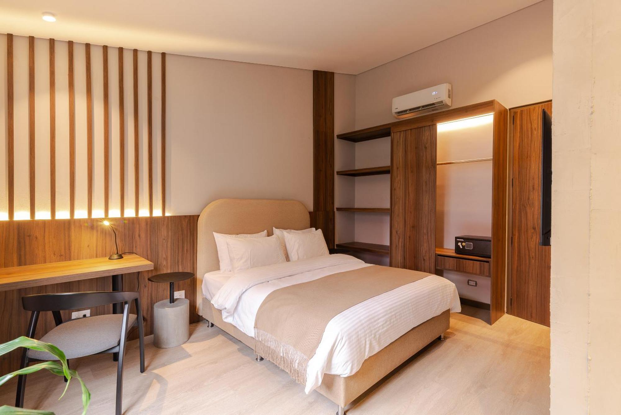 Hotel Lincoln Medellín Buitenkant foto