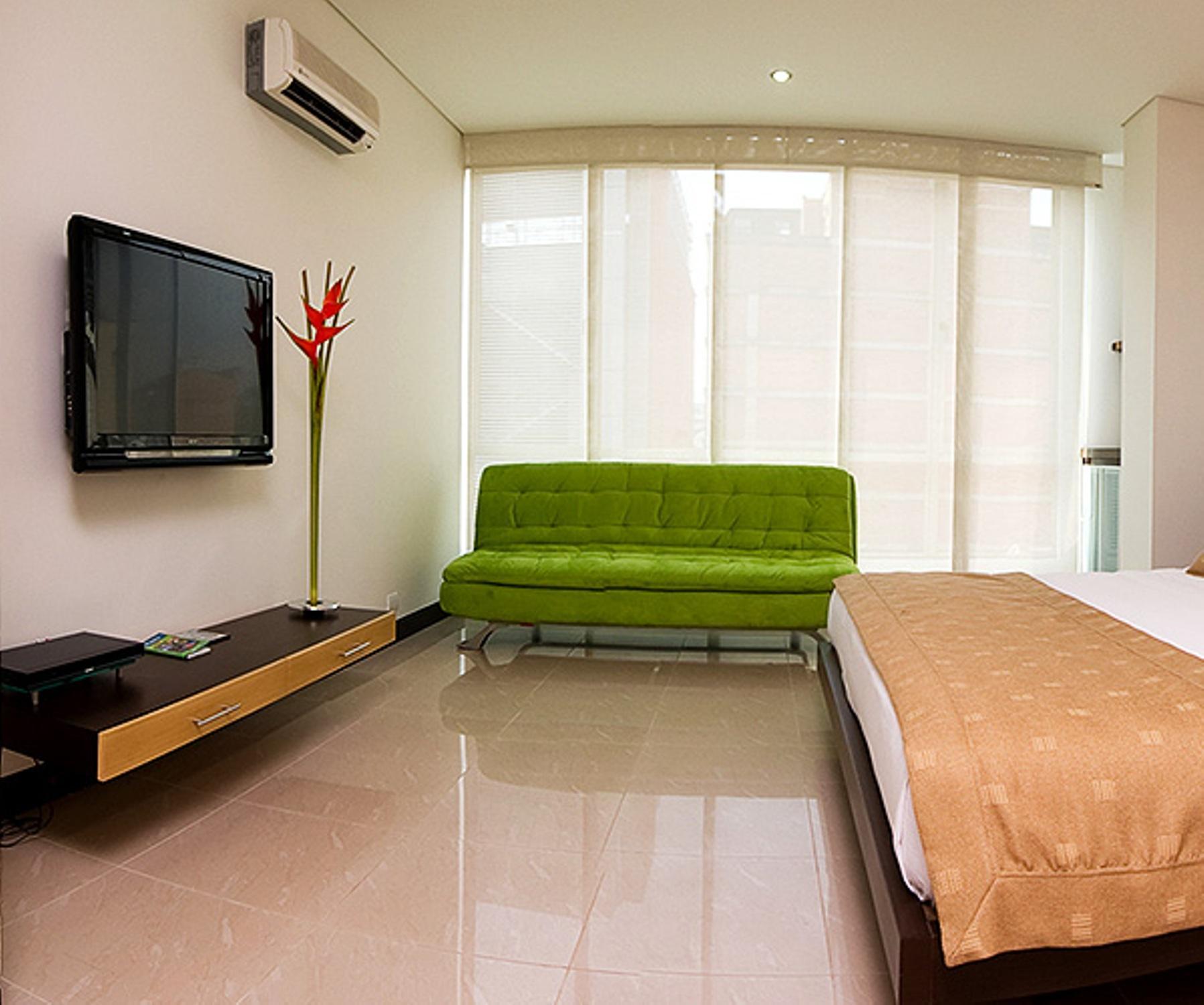 Hotel Lincoln Medellín Buitenkant foto